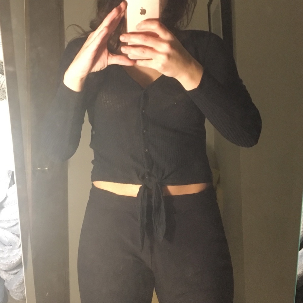 Abercrombie and Fitch tight,short,tie sweater